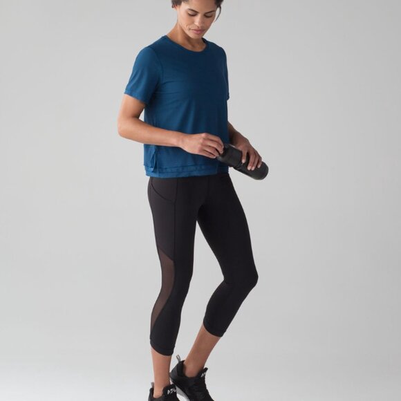 Lululemon Sole Training Short Sleeve - Picture 13 of 13